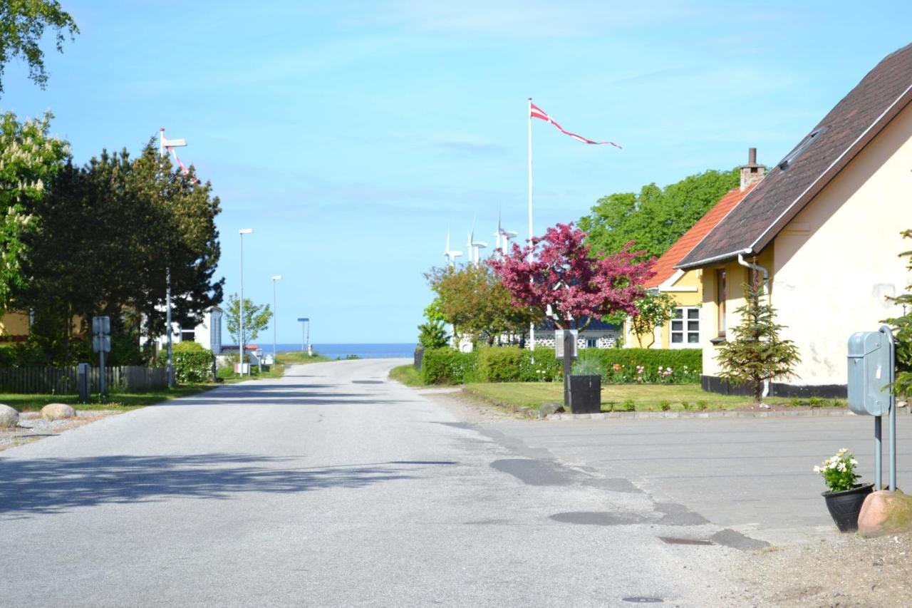Bonnerup Strand Hotel Bagian luar foto